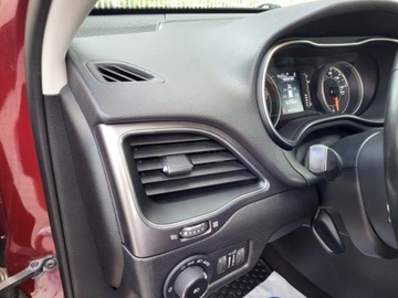 Jeep Cherokee V 2018 Jeep CHEROKEE LATITUDE PLUS * 2,4l benzyna 184KM * Przebieg:94, 709km, zdjęcie 5