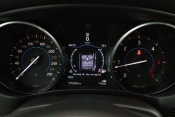 Jaguar XE Sedan 2.0 i4 163KM 2017 Jaguar XE E-Performance, Skóra, Navi, Klima, zdjęcie 10