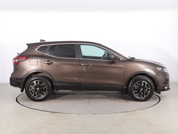 Nissan Qashqai II Crossover Facelifting 1.2 DiG-T 115KM 2018 Nissan Qashqai 1.2 DIG-T, Automat, Navi, Klima, zdjęcie 5