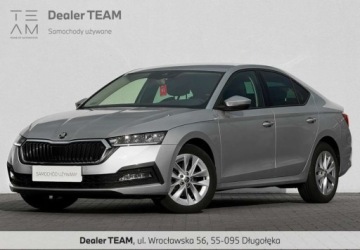 Skoda Octavia IV Liftback 1.5 TSI e-Tec Mild Hybrid 150KM 2021 Skoda Octavia Reflektory LED Kamera Keyless Lane Assist Salon PL FVAT