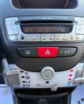 Toyota Aygo I Hatchback 5d Facelifting 1.0 VVT-i 68KM 2014 Toyota Aygo z instalacja gazowa, czujniki parkowania, Salon Polska 68KM, zdjęcie 6