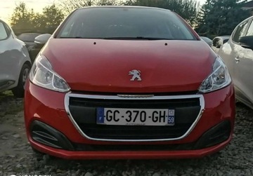 Peugeot 208 I Hatchback 3d 1.0 PureTech 68KM 2015 Peugeot 208 Niski przebieg ...