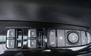 Kia Sportage IV SUV Facelifting 1.6 T-GDI 177KM 2021 Kia Sportage 1.6T-GDI 177KM Black Edition DCT Kamera Navi Grzane fotele ki, zdjęcie 18
