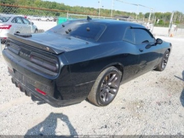 Dodge Challenger III 2022 Dodge Challenger DODGE CHALLENGER RT SCAT PACK, 2022 6.4 Benzyna 485KM, zdjęcie 4