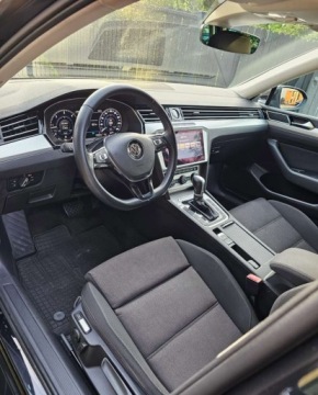 Volkswagen Passat B8 Variant 2.0 TDI BlueMotion SCR 150KM 2017 Volkswagen Passat Variant 2.0 TDI SCR DSG, zdjęcie 10