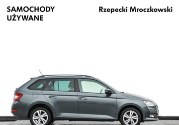 Skoda Fabia III Kombi Facelifting 1.0 TSI 95KM 2021 Skoda Fabia 1.0TSI 95KM Ambition Plus, Kamera Cofania, Czujniki Parkowania, zdjęcie 3