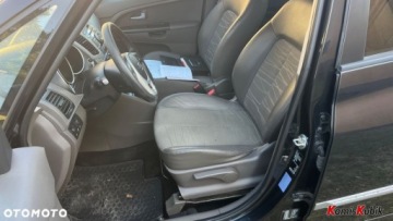 Kia Venga Mikrovan 1.6 DOHC CVVT 125KM 2012 Kia Venga Pisemna gwarancja , super stan , serwisowany .Kia Venga 1.6 125KM, zdjęcie 15
