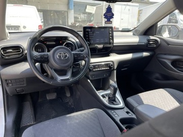 Toyota Yaris IV 2020 Toyota Yaris Hybrid 1.5 Active Salon PL 2021 FV 23, zdjęcie 20