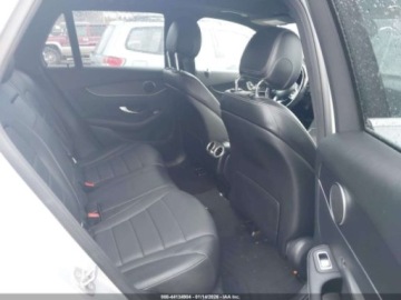 Mercedes GLC C253 2020 Mercedes-Benz GLC 300 4Matic 2020 2.0 Benzyna 255KM, zdjęcie 12