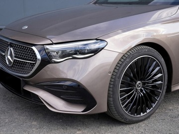 Mercedes Klasa E W214 Sedan 2.0 220d 197KM 2025 220 d 4-Matic AMG Sedan 2.0 (197KM) 2025, zdjęcie 9