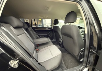 Volkswagen Passat B8 Variant 2.0 TDI 150KM 2015 Volkswagen Passat Stan bdb 2.0 Diesel 150KM, zdjęcie 23