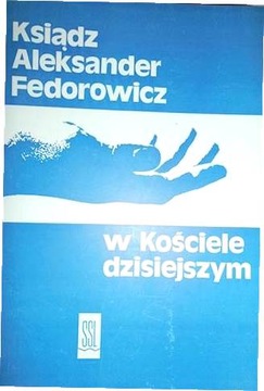 Ksiądz Aleksander Fedorowicz w kościele