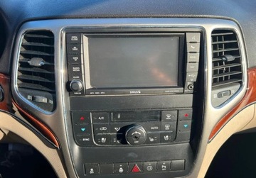 Jeep Grand Cherokee IV Terenowy Facelifting 3.6 V6 286KM 2012 Jeep Grand Cherokee 3.6 Benzyna Panorama Tempomat sensor Pod. kierownica, zdjęcie 19