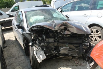 Peugeot 208 II Hatchback Facelifting 1.2 Hybrid 100KM 2024 Peugeot 208 rok 2024 hybryda 1,2, zdjęcie 3