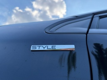 Peugeot 2008 I SUV Facelifting 1.6 BlueHDi 99KM 2018 Peugeot 2008 1.6 HDI 99 KM Climatronic CarPlay, zdjęcie 34