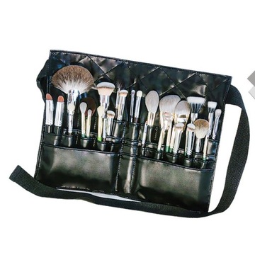 Сумочка для кистей для макияжа на ремешке. Универсальная, практичная.