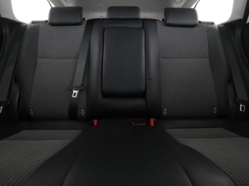 Toyota Auris II Touring Sports Facelifting 1.8 Hybrid 136KM 2016 Toyota Auris HEV full LED półskóra kamera i, zdjęcie 17