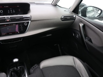 Citroen Grand C4 Picasso II Grand Picasso Facelifting 1.2 PurTech 130KM 2017 Citroen C4 Grand Picasso PureTech 130, 7 miejsc, zdjęcie 7