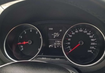 Volkswagen Polo V Hatchback 3d Facelifting 1.2 TSI BlueMotion Technology 90KM 2016 Volkswagen Polo Lift SLICZNY 1.2 Benzynka NISKI PRZEBIEG Bogata Wersja ORY, zdjęcie 13