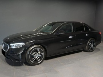 Mercedes Klasa E W214 Sedan 2.0 220d 197KM 2025 E Klasa 220 d 4-Matic AMG 2.0 197KM 2025, zdjęcie 4