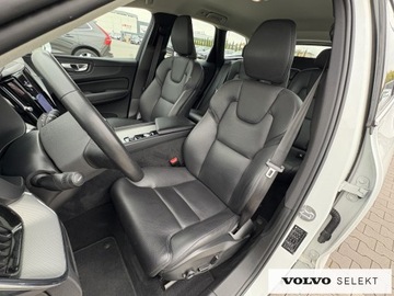 Volvo XC60 II Crossover Facelifting 2.0d B4 197KM 2022 Volvo XC 60 B4 Diesel | Plus Bright | aut | FV23%, zdjęcie 25