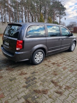Dodge Caravan V Grand Caravan Facelifting 3.6 VVT 283KM 2017 Dodge grand carravan 2017r WŁAŚCICIEL 3,6 benzyna mały przebieg, zdjęcie 3