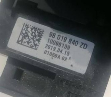 OPEL GRANDLAND X 17-24R - PŘEPÍNAČ OHŘÍVAČ SEDADLA 98019840ZD