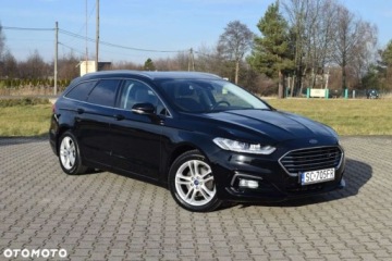 Ford Mondeo V Kombi Facelifting 2.0 EcoBlue 190KM 2019 Ford Mondeo 2.0 EcoBlue 190KM Lift Automat Titanium Full LED Navi Kamera A, zdjęcie 9