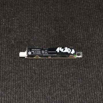 VOLKSWAGEN SCIROCCO 2010 ZESILOVAČ ANTÉNY