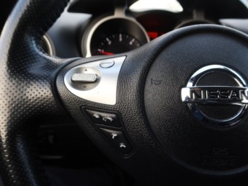 Nissan Juke I SUV 1.5 dCi 110KM 2013 Nissan Juke 1.5 dCi, Navi, Klima, Klimatronic, zdjęcie 17