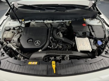 Mercedes GLB SUV 1.3 200 163KM 2023 Mercedes-Benz GLB 200 AMG Line Kamera cofania Ambiente Nawigacja LED, zdjęcie 13