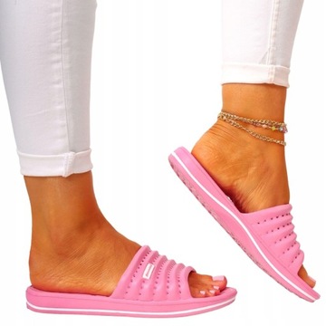 Флопы женского бассейна ежедневно