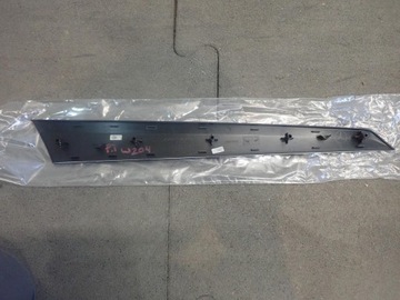 LIŠTA DVEŘE PRAVÝ ZADNÍ MERCEDES TŘÍDA C W204 SEDAN