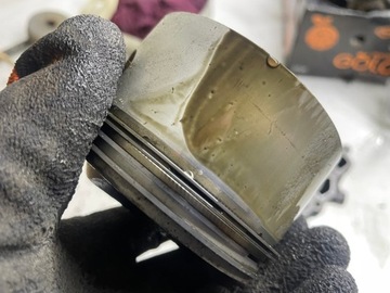 KTM LC4 620 поршневой цилиндр