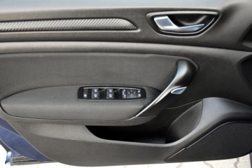 Renault Megane IV Hatchback 5d 1.3 TCe 115 FAP 115KM 2018 Renault Megane IV LIMITED 1.3 16V TURBO 116KM Wyposażony HatchBack, 2018r., zdjęcie 14