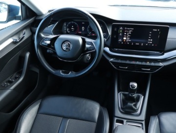 Skoda Octavia III Liftback Facelifting 1.5 TSI ACT 150KM 2020 Skoda Octavia 1.5 TSI, Salon Polska, Serwis ASO, zdjęcie 6