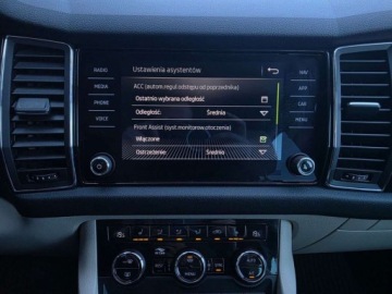 Skoda Kodiaq I SUV 1.4 TSI ACT 150KM 2018 Skoda Kodiaq 1.4 TSI 150 KM 4x4 DSG System CANTON Szyba przednia ogrzewana, zdjęcie 19