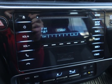 Toyota Auris II Touring Sports Facelifting 1.6 Valvematic 132KM 2016 Toyota Auris 1.6 Valvematic, Salon Polska, Klima, zdjęcie 11