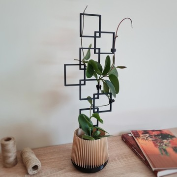 ПОДСТАВКА ДЛЯ ЦВЕТОВ ПОДСТАВКА ДЛЯ ЦВЕТОВ ЧЕРНАЯ 44см