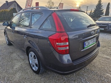 Kia Ceed I SW 2.0 143KM 2009 Kia Ceed 2009 Sliczna 2.0b z Niemiec Zarejestrowana Gwarancja 2.0 Benzyna, zdjęcie 5