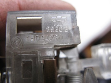 1H0947311 LAMPA PŘIHRÁDKY VW PASSAT B5 GOLF SKODA SEAT