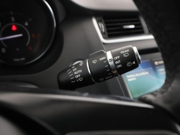 Jaguar E-Pace SUV 2.0 i4D 150KM 2019 Jaguar E-Pace automat 4x4 navi PDC LED tempomat, zdjęcie 29
