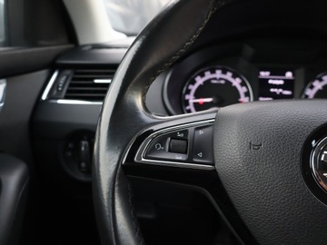 Skoda Octavia III Liftback Facelifting 1.6 TDI 115KM 2019 Skoda Octavia 1.6 TDI, Salon Polska, Klima, zdjęcie 15
