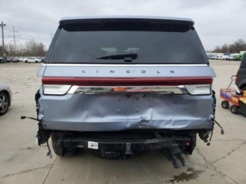 Lincoln Navigator III 2024 Lincoln Navigator 2024, 3.5L, 4x4, BLACK LABEL, od ubezpieczalni 3.5 440KM, zdjęcie 4