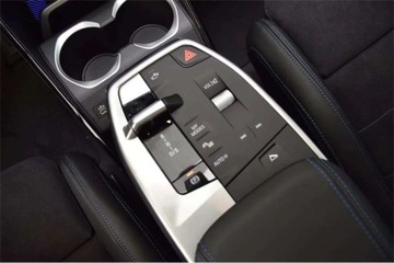 BMW X1 U11 Crossover 1.5 18i 136KM 2025 BMW X1 Duzy rabat Mozliwosc personalizacji Salon Polska 1.5 Benzyna, zdjęcie 12