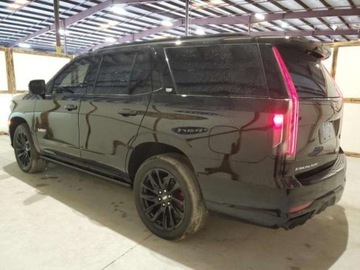 Cadillac Escalade III 2023 Cadillac Escalade 2023, 6.2L, 4x4, V SPORT, porysowany lakier 6.2 Benzyna, zdjęcie 2