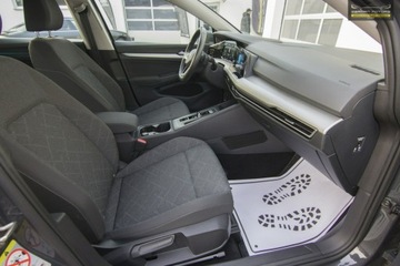 Volkswagen Golf VIII Variant 1.5 eTSI 150KM 2021 Volkswagen Golf Virtual / Ledy / Lane Assist, zdjęcie 24