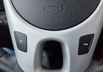 Kia Venga Mikrovan 1.6 DOHC CVVT 125KM 2012 Kia Venga 1.6 Benz 125KM LED Klima 6bieg ABS Parktro. ESP Kurtyny Faktura, zdjęcie 29