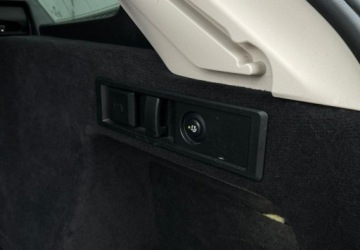 BMW Seria 3 G20-G21 Touring 2.0 330e 292KM 2022 BMW Seria 3 Naped 4x4 Hak Lopatki FV 23 2.0 Hybryda Plug-in 292KM, zdjęcie 27