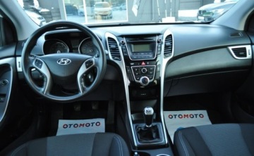Hyundai i30 II Hatchback 5d 1.4 MPI 100KM 2012 Hyundai i30 1.4 Benzyna Klimatyzacja Cz.parkowania 1.4 Benzyna 99KM, zdjęcie 18